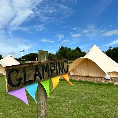 Lakeside Glamping Kingfisher *