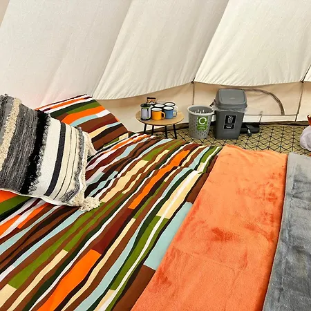 Lakeside Glamping Kingfisher * St Columb Major